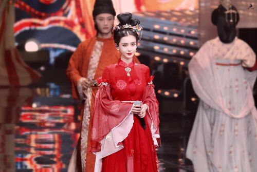 休夫后化身总裁惊艳全场短剧在线观看  休夫后化身总裁惊艳全场短剧在线观看--第1张