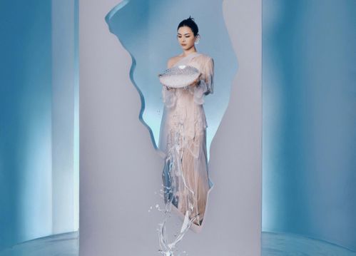 千亿影后魂穿十八线女星短剧在线免费观看全集  千亿影后魂穿十八线女星短剧，在线免费观看全集--第1张