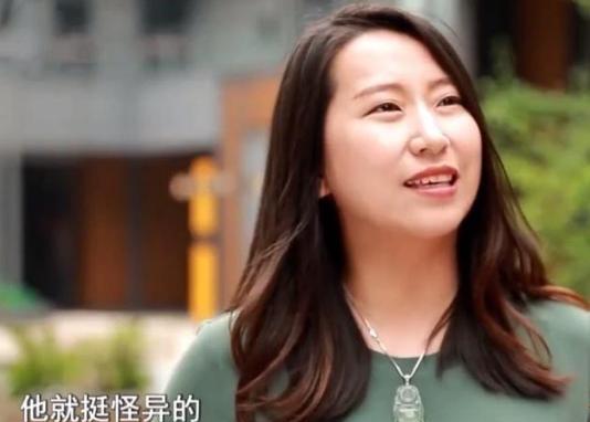 鉴宝神眼美女上司追着要嫁我短剧在线免费观看全集  鉴宝神眼美女上司追着要嫁我短剧在线免费观看全集，鉴宝神眼美女上司追着要嫁我免费全集在线观看--第1张
