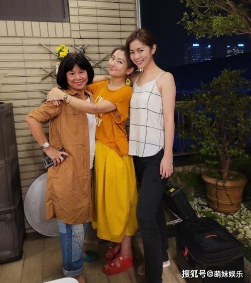 离婚后她光芒万丈长篇有水印短剧全集在线观看  离婚后她光芒万丈，离婚后她光芒万丈，离婚女性的成长与蜕变--第1张