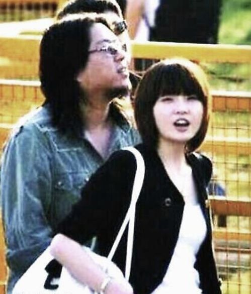 离婚后前妻曝光了她的豪门身份长篇短剧全集在线观看  离婚后，前妻曝光了她的豪门身份，离婚后前妻豪门身份曝光，长篇短剧全集在线观看--第1张