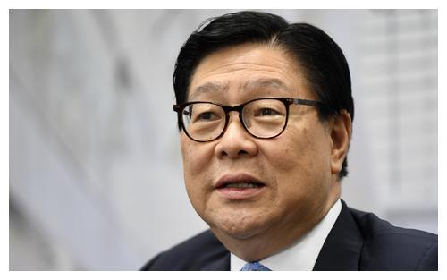 重回港岛当大佬短剧全集在线观看  重回港岛，当大佬短剧，全集在线观看--第1张