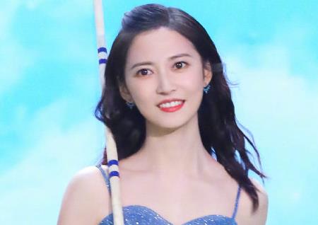 公主殿下制霸超模圈短剧全集在线观看  公主殿下制霸超模圈短剧全集在线观看，公主殿下制霸超模圈短剧在线观看，超模圈的制霸之旅--第1张