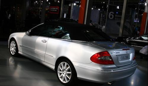 奔驰clk280敞篷跑车价格_奔驰clk350敞篷报价--第1张