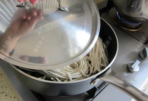 软饭吃够了是时候掀桌子了短剧资讯  软饭吃够了是时候掀桌子了——一部短剧资讯，软饭吃够了是时候掀桌子了——短剧新风向--第1张