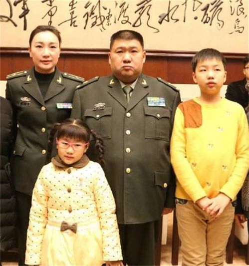 少将大人轻轻宠短剧在线资讯  少将大人轻轻宠短剧在线资讯，少将大人轻轻宠，短剧在线观看资讯--第1张