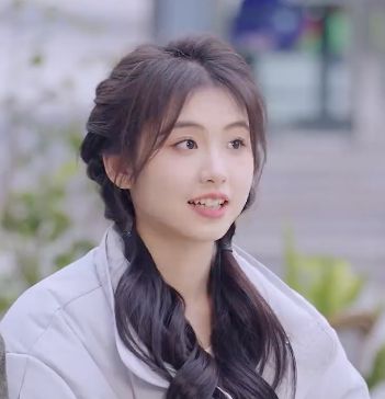 豪门蜜宠前妻更风光短剧最新资讯，豪门蜜宠独占前妻--第1张
