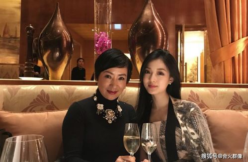 出狱闺蜜，前夫与新欢的纠葛情事--第1张