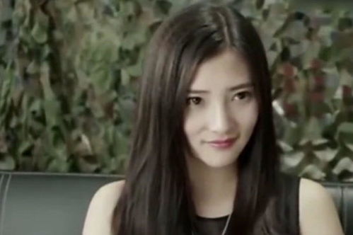 下山后美女总裁爱上我短剧，第一章下山遇美--第1张