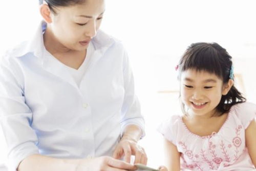 年代养育龙凤胎，我在年代给继母当短剧全集剧情--第1张