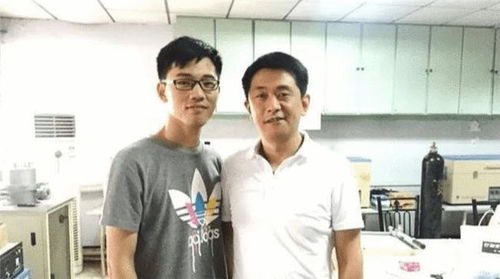 萌娃助攻后我闪婚了亿万首富--第1张