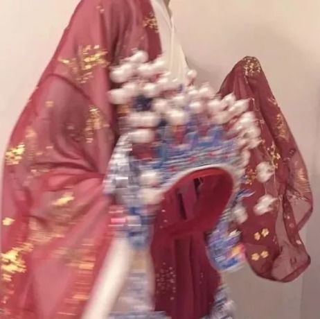 重生后，夫人的马甲掀翻全场短剧名称，重生后，夫人她惊艳全场--第1张