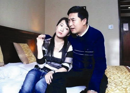 逃婚后被豪门大佬捡回家短剧全集剧情介绍 逃婚后我被总裁收留了--第1张