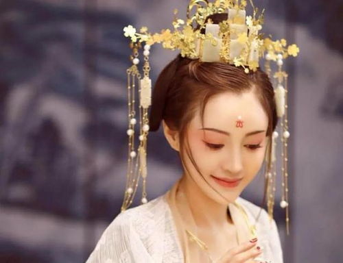 凤求凰女主名字 凤求凰，我的老婆是女帝杨洁李可馨短剧全集剧情介绍--第1张