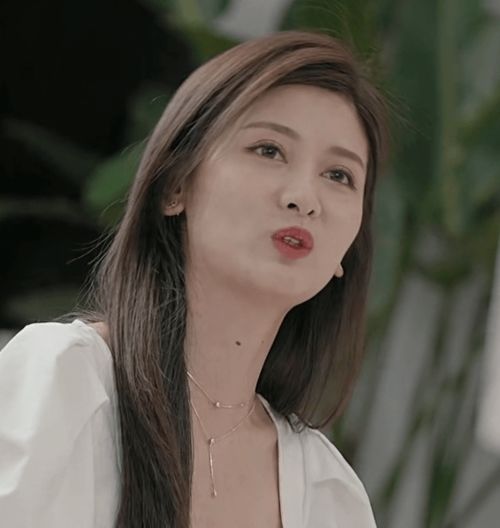  我的二十六岁女房客们傻了吧！你的室友都是美女短剧全集剧情介绍--第1张