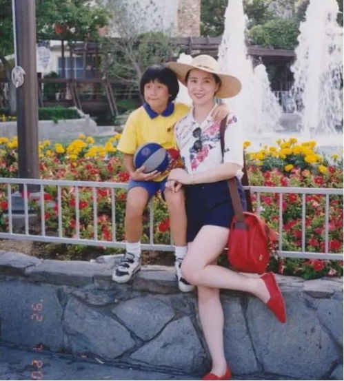 拜拜妈妈，拜拜妈宝男，我闪嫁豪门大佬，短剧全集剧情信息--第1张