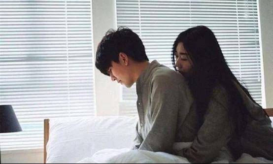 离婚后嫁给了前夫叔叔的短剧，再见了前夫，我们离婚了--第1张