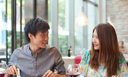 相亲后老板非要跟我结婚，热播短剧剧情 相亲遇到老板--第1张