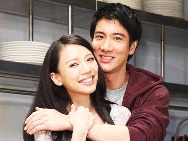 离婚后丈夫后悔的短剧标题，离婚后，身份曝光，老婆后悔--第1张