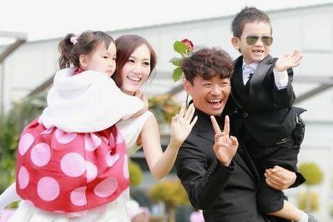 离婚后假千金翻身啦，假离婚后的谈恋爱日常--第1张