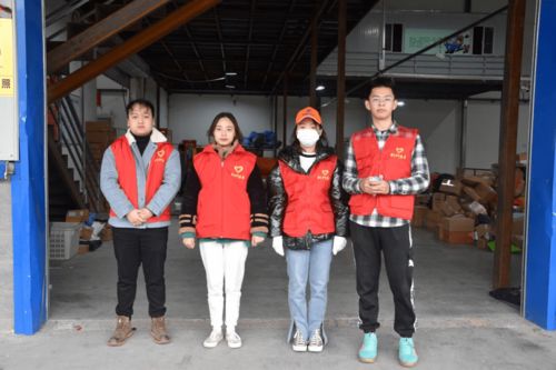 新快递员之奋斗人生全集剧情介绍，快递新秀--第1张