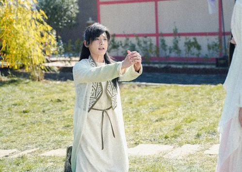 新版逆天龙尊热播短剧全集在线观看免费，逆天龙尊的奇幻冒险--第1张
