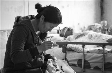 瘫痪妻子庭审现场，未婚妻苏醒后抛弃真相--第1张