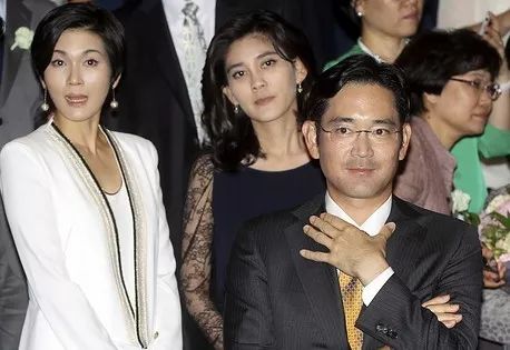 离婚后夫人是首富千金短剧观看平台 离婚后的夫人成首富--第1张
