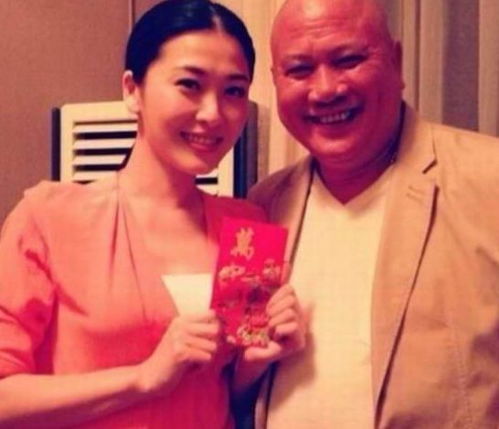 离婚后三个大佬争着娶我，总裁，别闹了--第1张