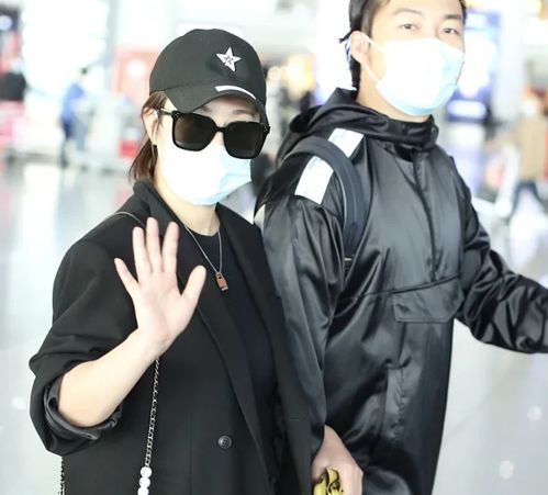 重生新婚夜被偏执老公亲疯了短剧在线观看平台推荐--第1张