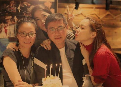 女富婆的第一神医短剧一口气看完 女富婆的村级神医最新章节--第1张