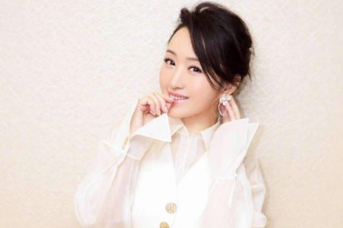 爱定皇妃娘娘也挡不住的短剧--第1张