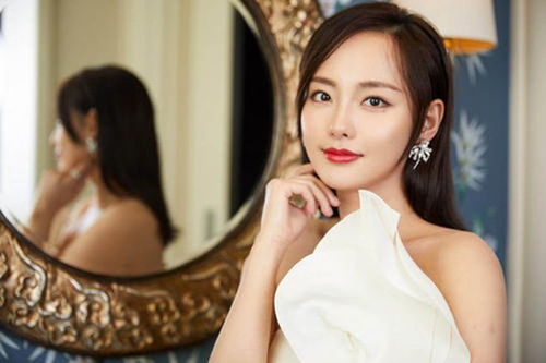 离婚当天千亿总裁带我去领证短剧剧情资讯 离婚当天千名美女来接 --第1张