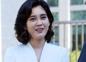 离婚后我成了白富美，总裁前夫后悔了--第1张