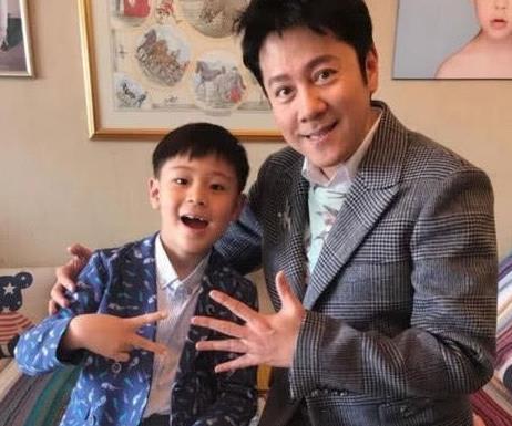 战皇的美女夫人长篇短剧大结局免费观看 战皇的美女夫人，长篇短剧大结局 --第1张