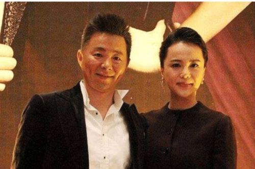 顾总闪个婚 顾总，你的闪婚小妻是大佬呀！短剧大结局 --第1张