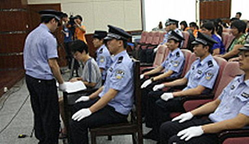 开局先杀霸总短剧大结局 开局先怂 --第1张