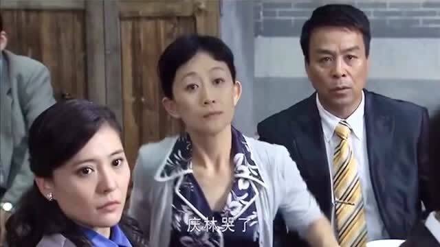 婚礼现场新郎唤醒植物人新娘，新婚夜我唤醒了植物人老婆短剧大结局--第1张