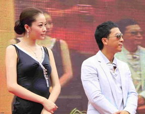 离婚后我和前夫的新欢成了闺蜜短剧大结局，离婚后我和前夫成了爆红CP全文。--第1张