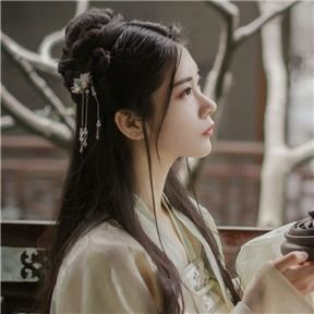 贴身女侍卫的契约婚姻短剧大结局，穿越贴身侍女，竟成大婚契约妻--第1张