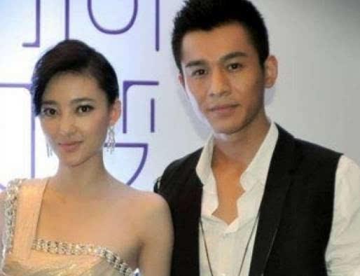 离婚后她竟然成了女神 离婚后她转身嫁给了千亿总裁短剧大结局免费观看 --第1张
