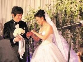 离婚后，大明星老婆求我复合--第1张