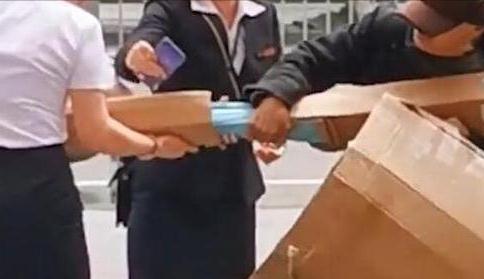 暴躁二爷二当家短剧大结局在线观看，暴躁二爷与二当家的恩怨情仇尘埃落定--第1张