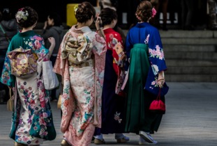 日本和韩国文化碰撞与融合的独特篇章，哪个国家更发达？--第1张