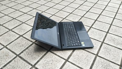 x240笔记本哪一年,x220笔记本哪一年