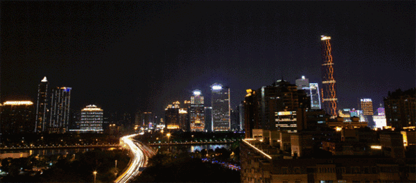 深夜城市夜景图片，城市深夜街道图片