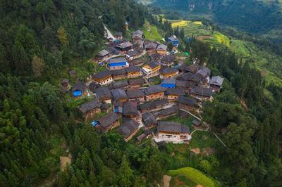 贵州旅游十大必去景区，贵州旅游必去十大景点推荐