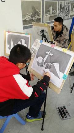 六年级学生绘画作品，六年级学生绘画作品图片