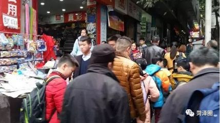 小学旁边开什么店稳赚，小学附近有什么商机