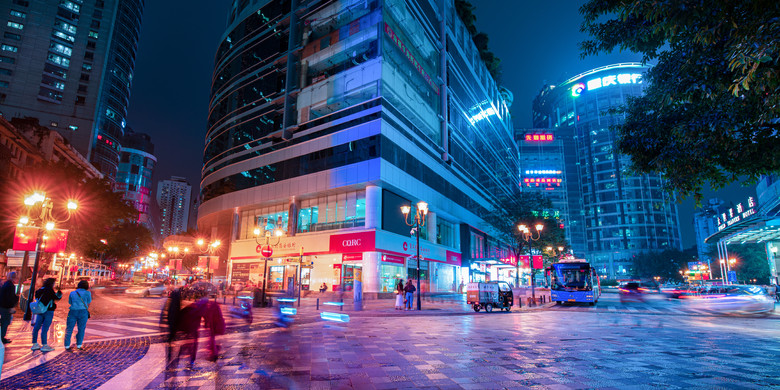 街道夜景图片，街道夜景图片唯美